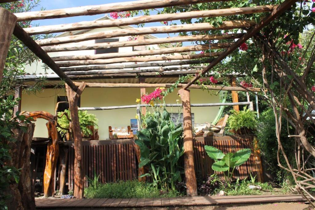 Hospedaria Casa Dos Gemeos- Fernando De Noronha-Pe Exteriör bild